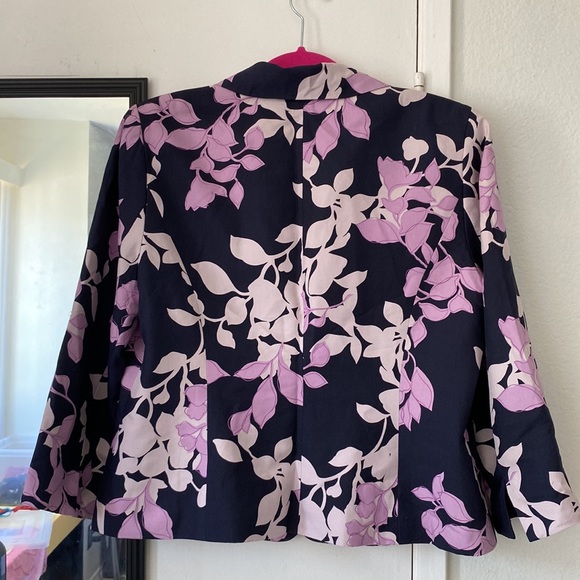 AMANDA SMITH. Print Jacket. Size 14 - Picture 4 of 4